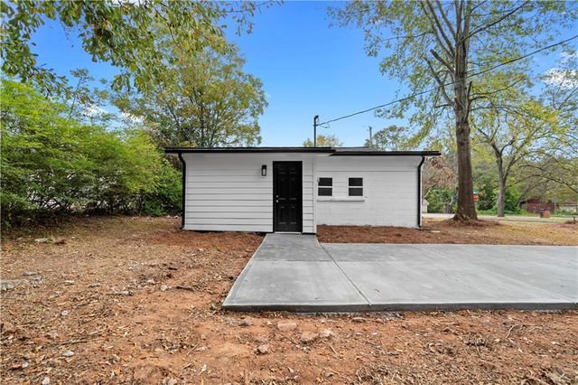 118 Perry Street, Monroe, GA 30655