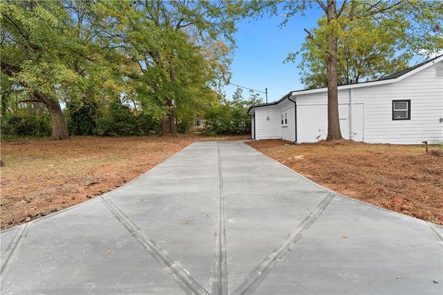 118 Perry Street, Monroe, GA 30655