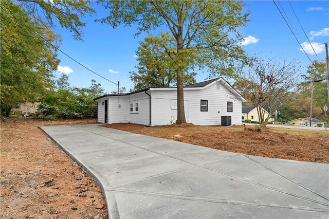 118 Perry Street, Monroe, GA 30655