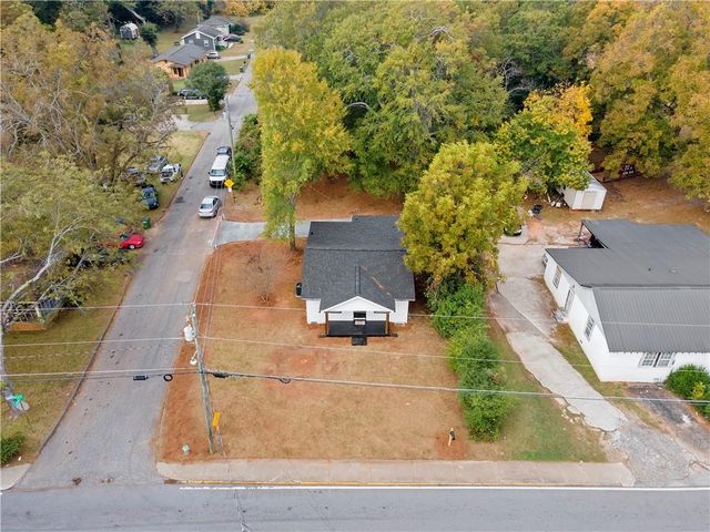 118 Perry Street, Monroe, GA 30655