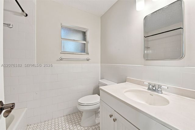 6820 SW 128th Ct 6820, Miami, FL 33183