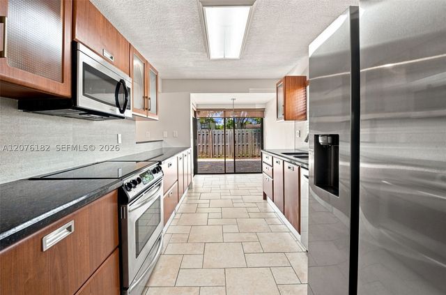 6820 SW 128th Ct 6820, Miami, FL 33183