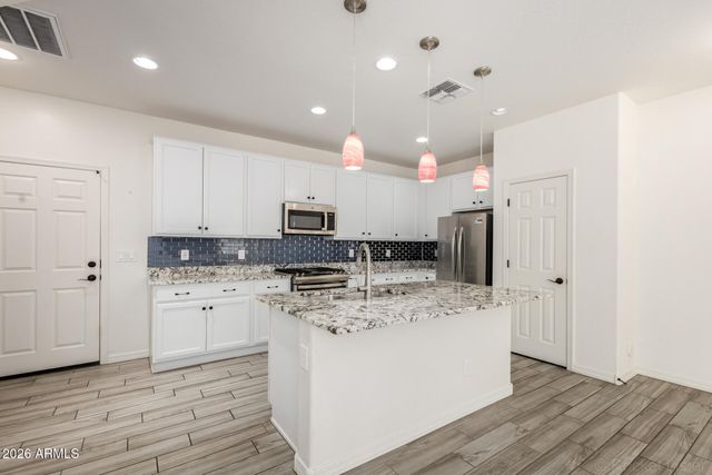 1712 S 82ND Place, Mesa, AZ 85209