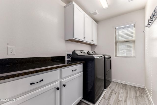 1712 S 82ND Place, Mesa, AZ 85209