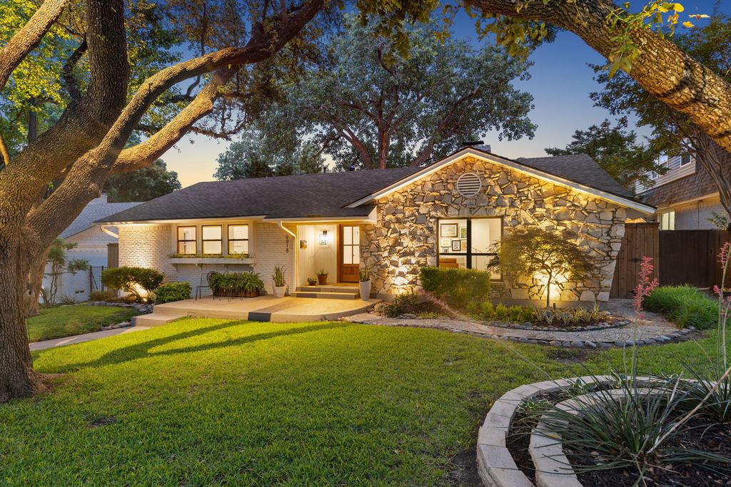 9918 Rustleleaf Drive, Dallas, TX 75238