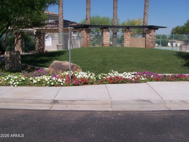 13649 W CYPRESS Street, Goodyear, AZ 85395