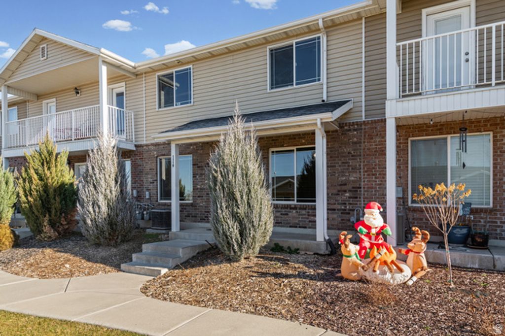 1119 HEALY ST, Ogden, UT 84403