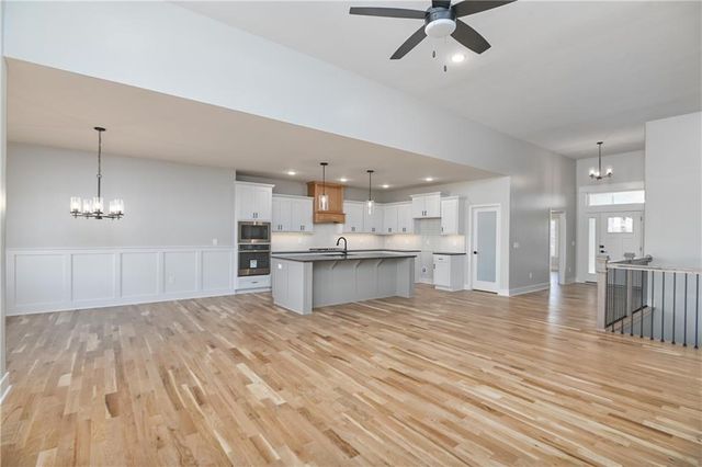 6024 Arapahoe Street, Shawnee, KS 66226