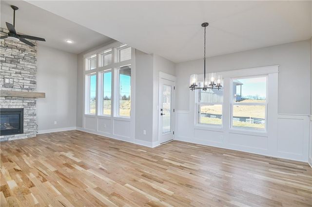 6024 Arapahoe Street, Shawnee, KS 66226