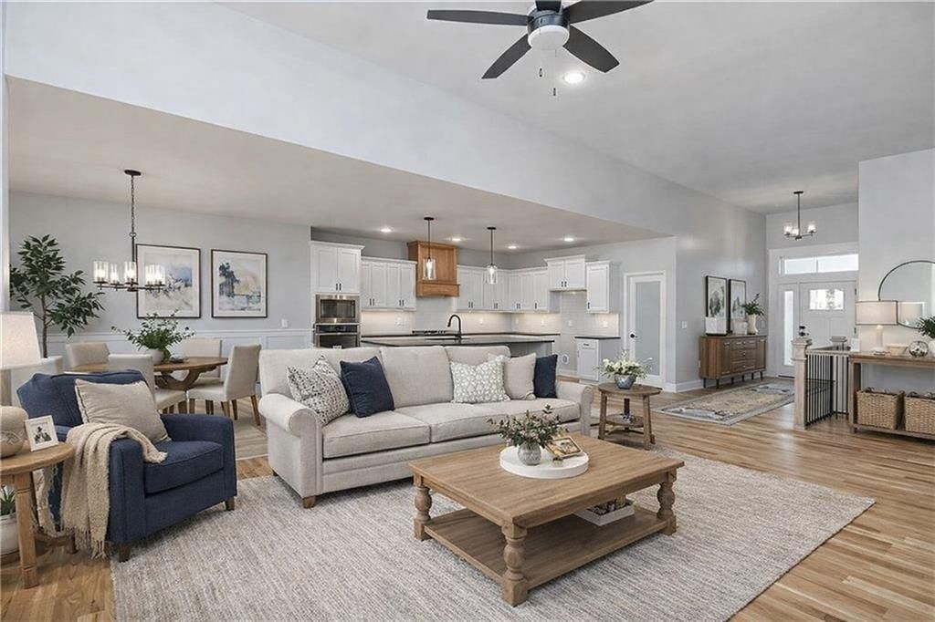 6024 Arapahoe Street, Shawnee, KS 66226