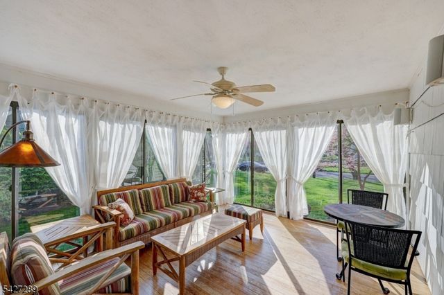 38 Genesee Trail, Westfield Town, NJ 07090