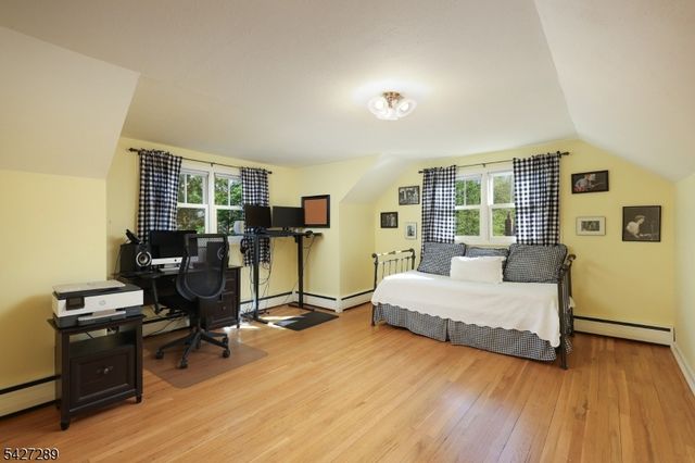 38 Genesee Trail, Westfield Town, NJ 07090