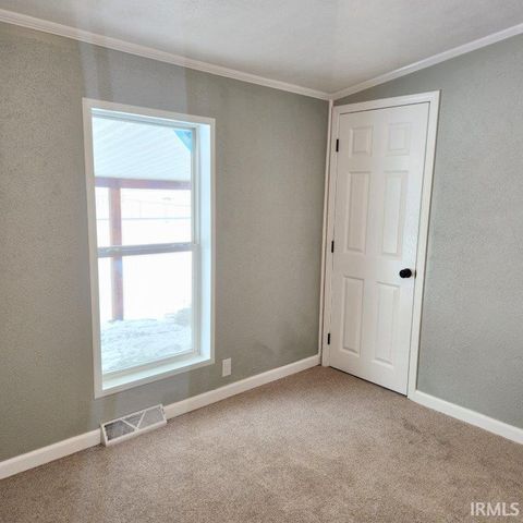 9867 N Happiness Drive, Syracuse, IN 46567