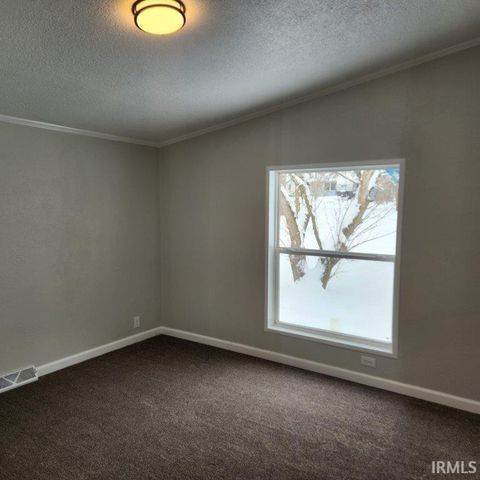 9867 N Happiness Drive, Syracuse, IN 46567