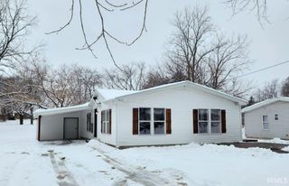 9867 N Happiness Drive, Syracuse, IN 46567