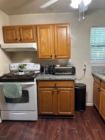 1112 Sonoma Avenue, Chowchilla, CA 93610