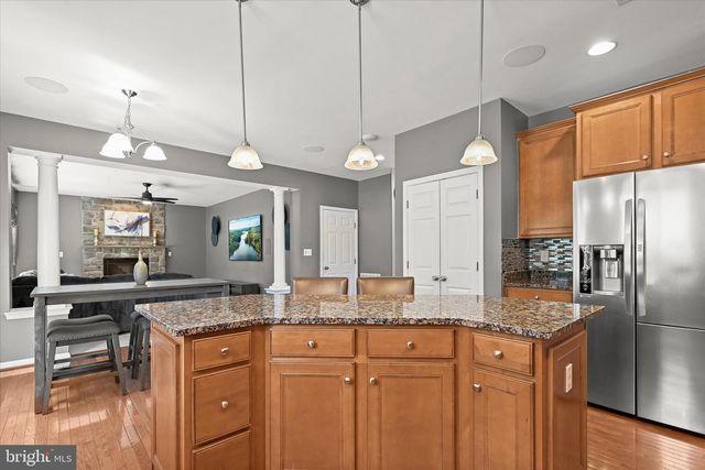 6013 MARY ANN LN, Elkridge, MD 21075