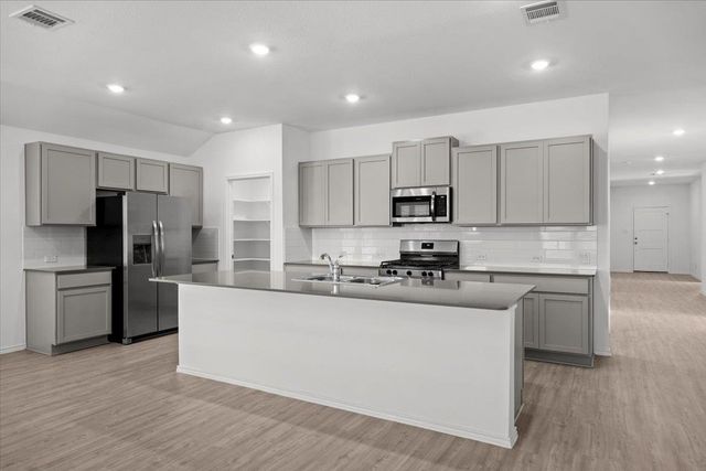 300 Jeffers, Kyle, TX 78640