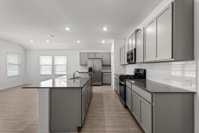 300 Jeffers, Kyle, TX 78640
