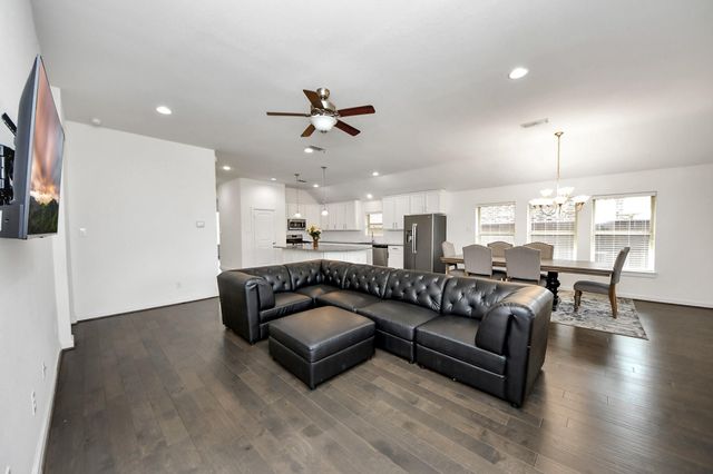 3515 Bay Drive, Rosharon, TX 77583