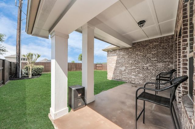 3515 Bay Drive, Rosharon, TX 77583