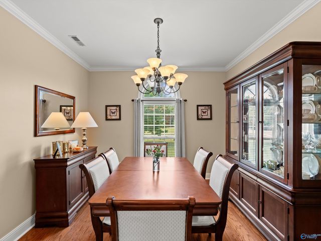 2206 Rockingham Lane SW, Decatur, AL 35603