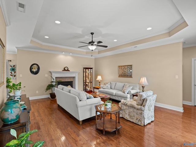 2206 Rockingham Lane SW, Decatur, AL 35603