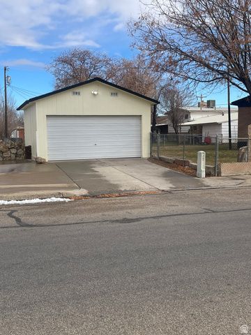 611 E LAGOON ST, Roosevelt, UT 84066