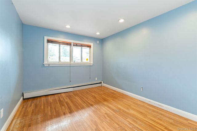 655 Diane Place, North Woodmere, NY 11581