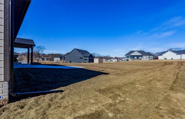 5766 Arbor Springs Drive, Pleasant Hill, IA 50327