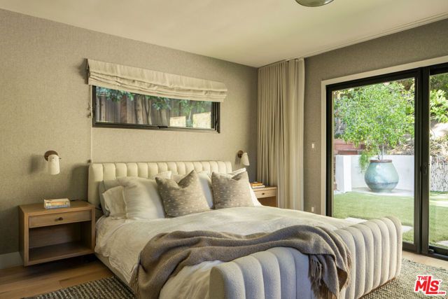 3546 Mandeville Canyon Road, Los Angeles, CA 90049