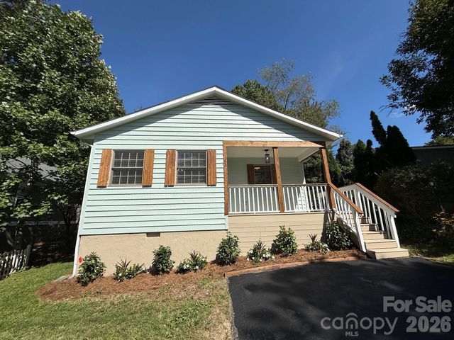 153 Locust Court, Arden, NC 28704