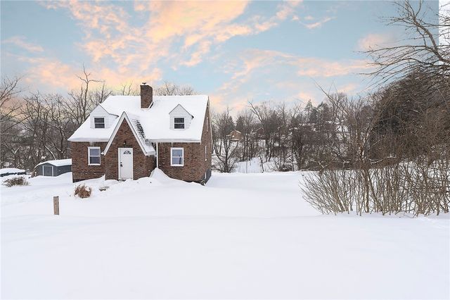 336 Morrow Dr, Penn Hills, PA 15235