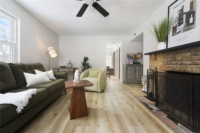 336 Morrow Dr, Penn Hills, PA 15235