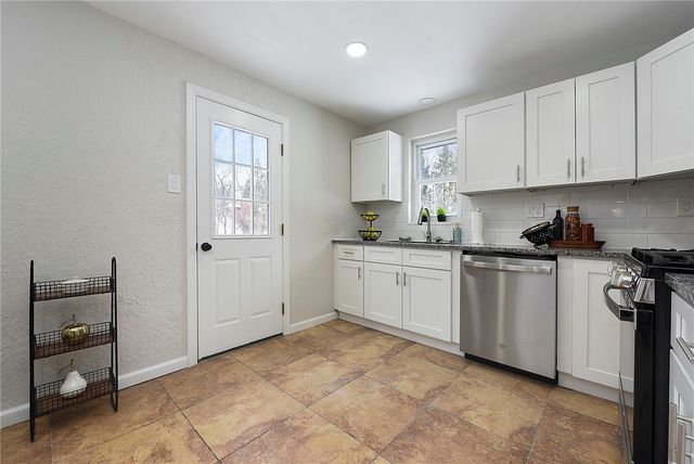 336 Morrow Dr, Penn Hills, PA 15235