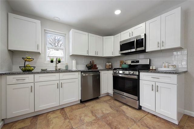 336 Morrow Dr, Penn Hills, PA 15235