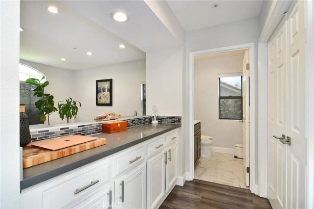 24574 Overland, West Hills, CA 91304