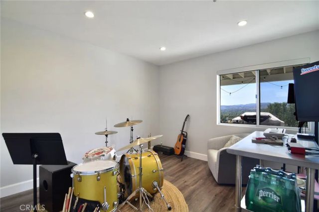 24574 Overland, West Hills, CA 91304