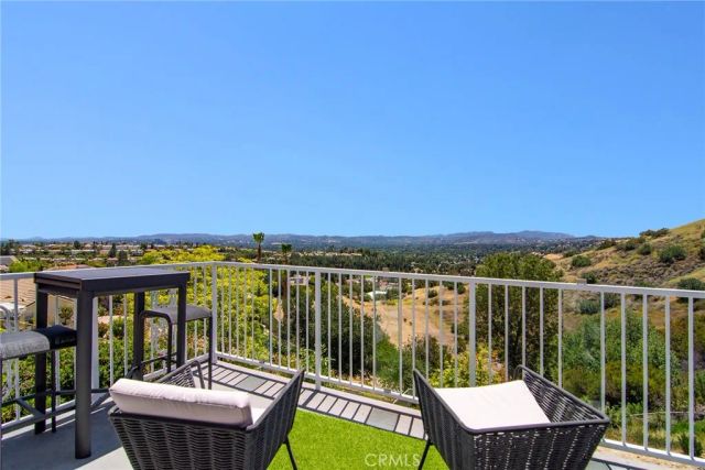 24574 Overland, West Hills, CA 91304
