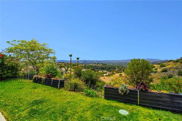 24574 Overland, West Hills, CA 91304
