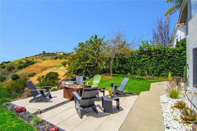 24574 Overland, West Hills, CA 91304