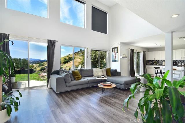 24574 Overland, West Hills, CA 91304