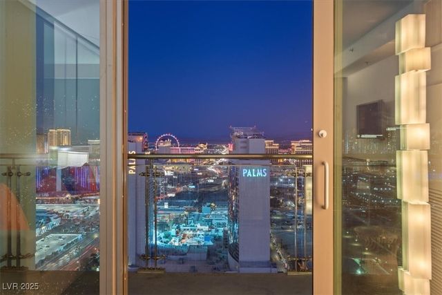 4381 West Flamingo Road 5016, Las Vegas, NV 89103