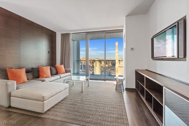 4381 West Flamingo Road 5016, Las Vegas, NV 89103