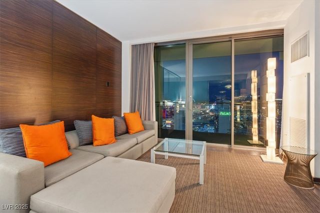 4381 West Flamingo Road 5016, Las Vegas, NV 89103