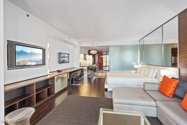 4381 West Flamingo Road 5016, Las Vegas, NV 89103