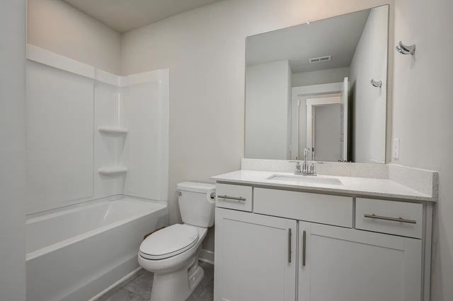 2214 Hospitality Ln, Murfreesboro, TN 37128