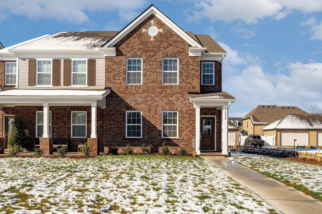 2214 Hospitality Ln, Murfreesboro, TN 37128
