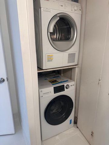 16206 Laurel Drive 201, Weston, FL 33326