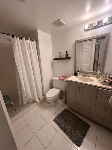 16206 Laurel Drive 201, Weston, FL 33326